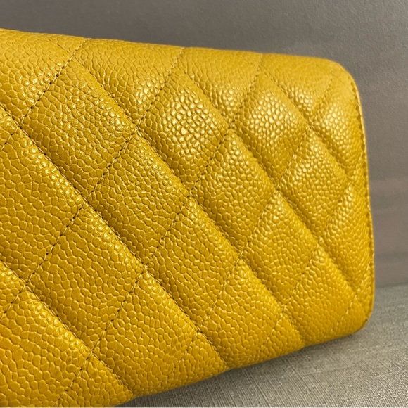 Chanel Medium Flap Wallet - Picture 15 of 17